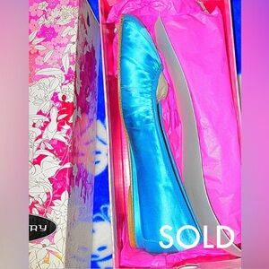 *CHINESE LAUNDRY* Harp flats